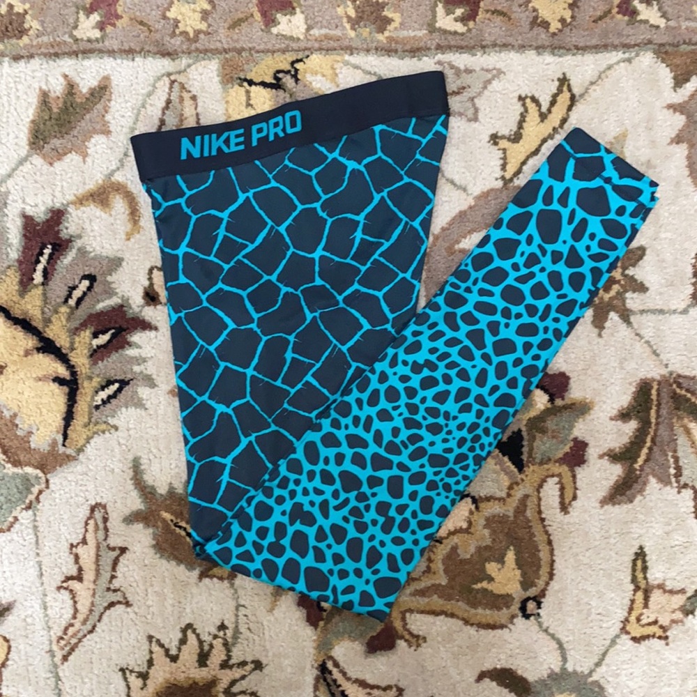 🍁Nike Pro Dri-Fit Traing Leggings 🍁 - Picture 7 of 7
